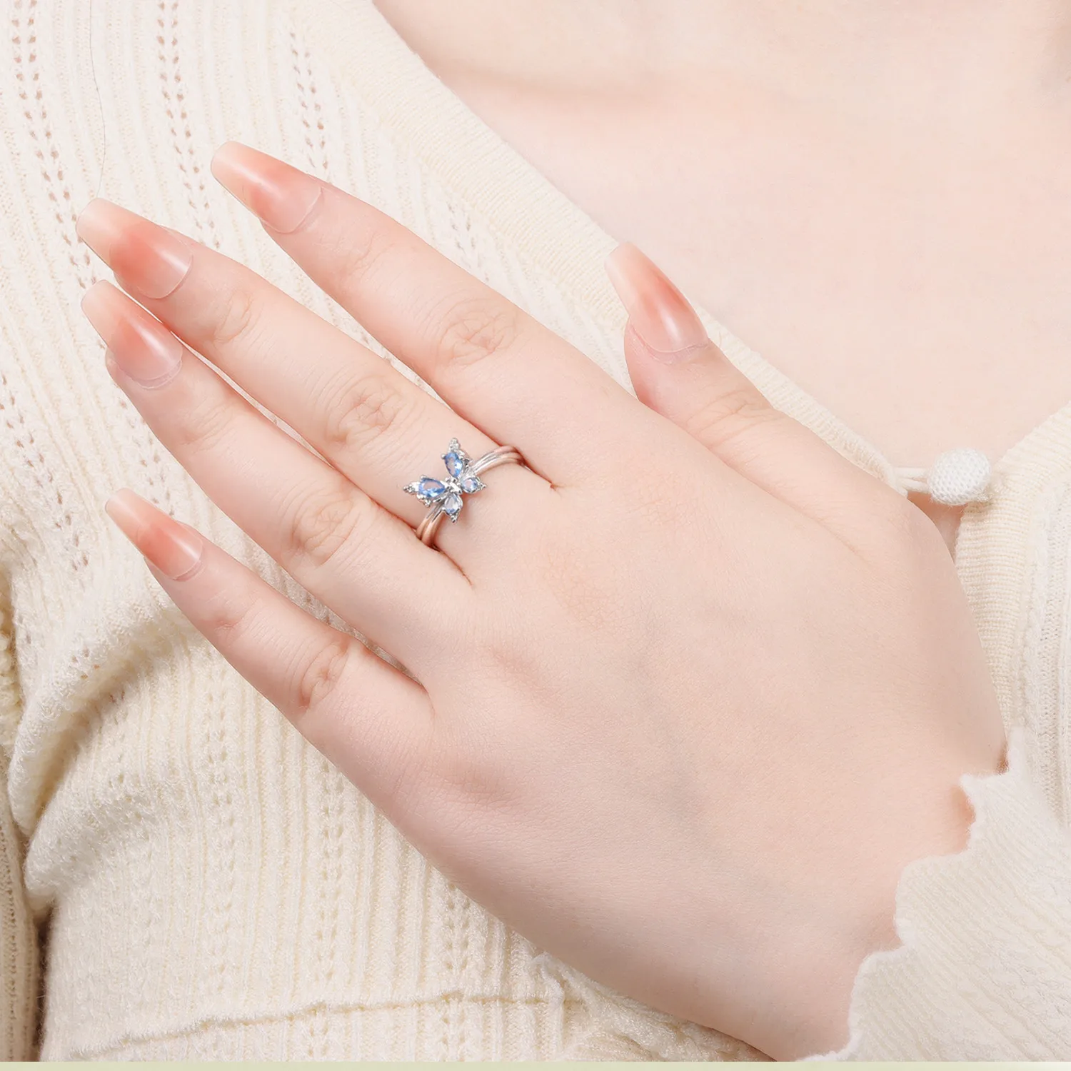 Bague papillon argent portee