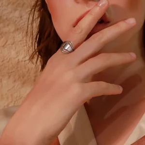 Bague Vague