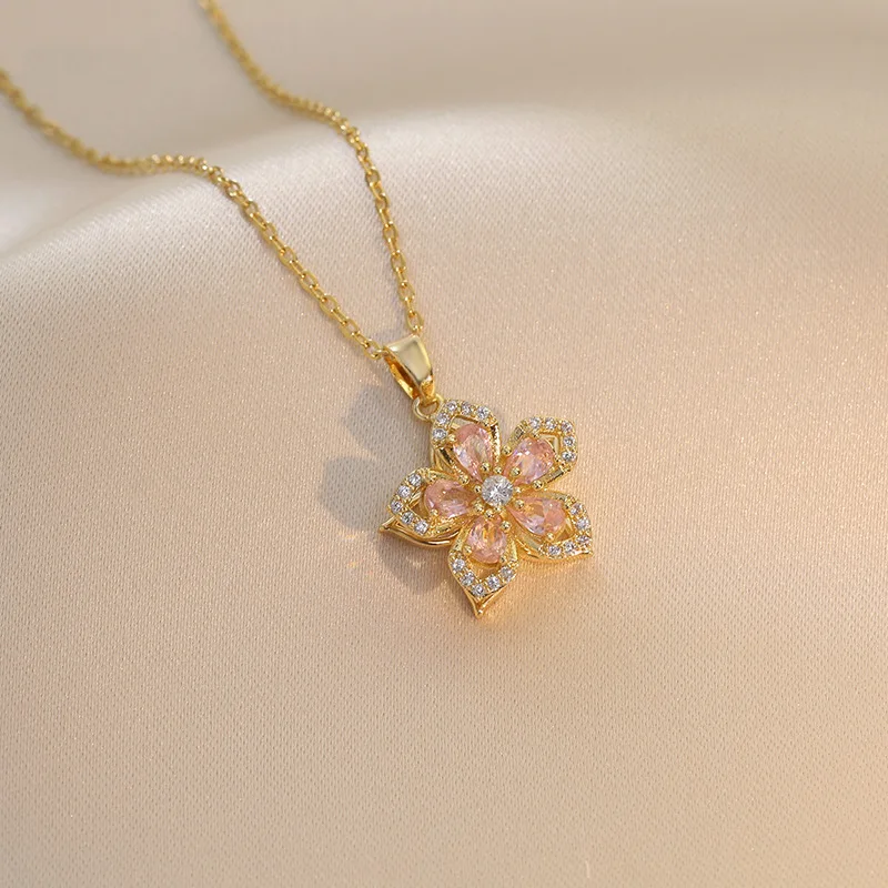 Collier Fleur de Cristal – Image 2