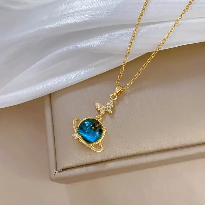 Collier planete etoile porte