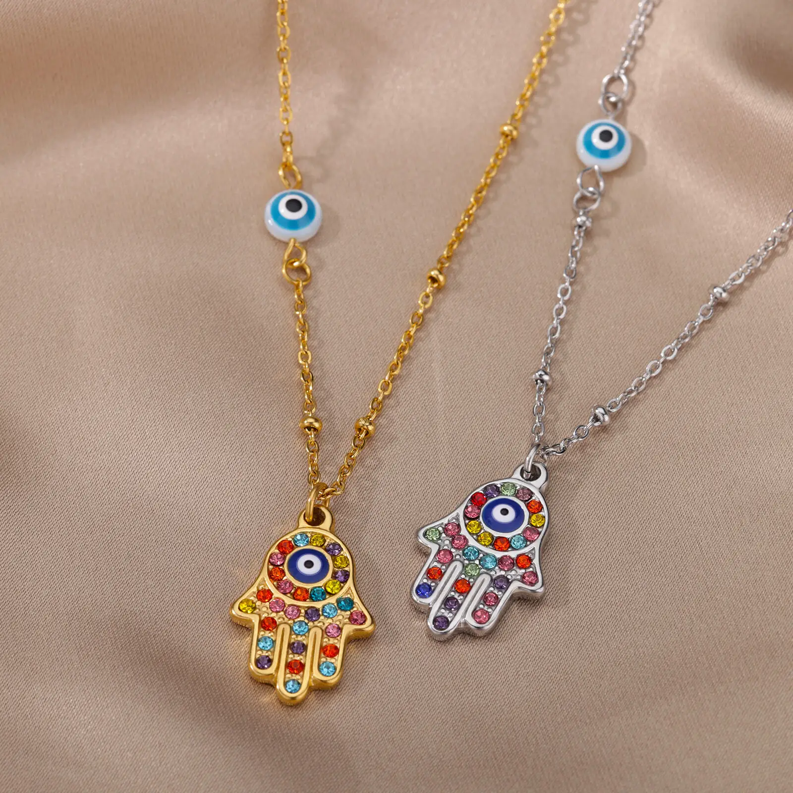 Collier Hamsa packaging