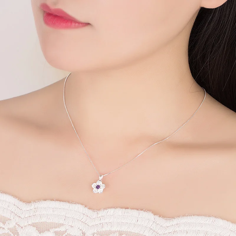 Collier pendentif fleur packaging
